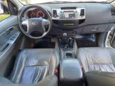 TOYOTA - HILUX - 2013/2014 - Branca - R$ 137.900,00