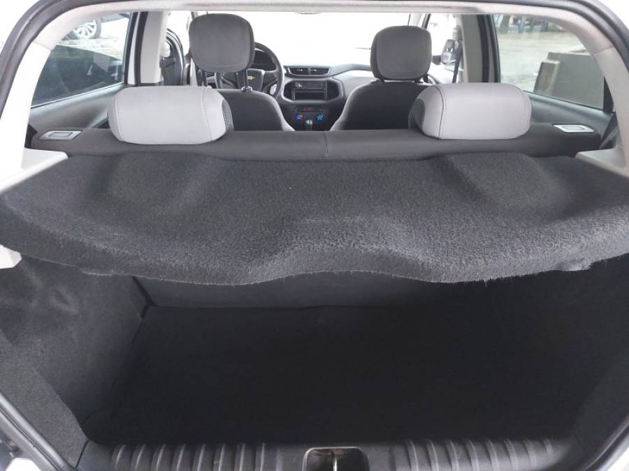 CHEVROLET - ONIX - 2015/2016 - Branca - R$ 47.900,00