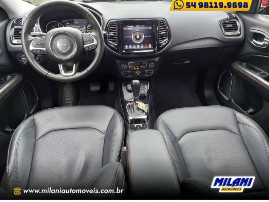 JEEP - COMPASS - 2020/2021 - Vinho - R$ 131.900,00