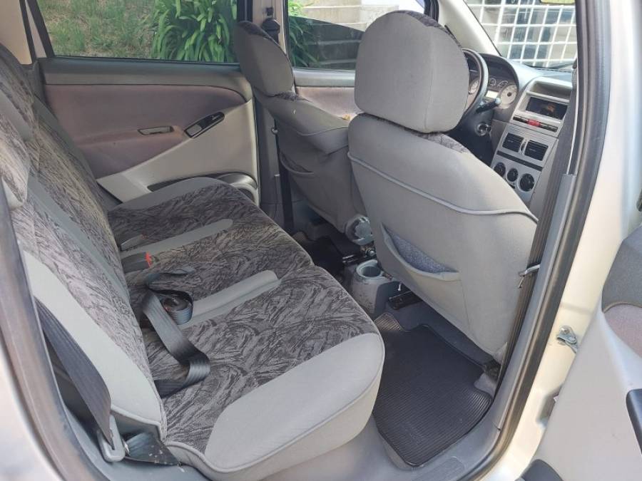 FIAT - IDEA - 2005/2006 - Prata - R$ 26.500,00