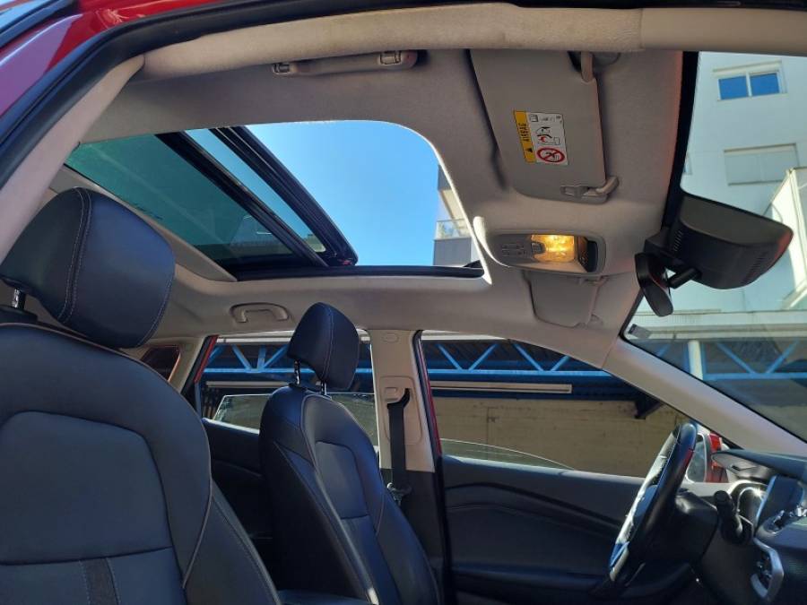 CHEVROLET - TRACKER - 2022/2023 - Vermelha - R$ 116.900,00