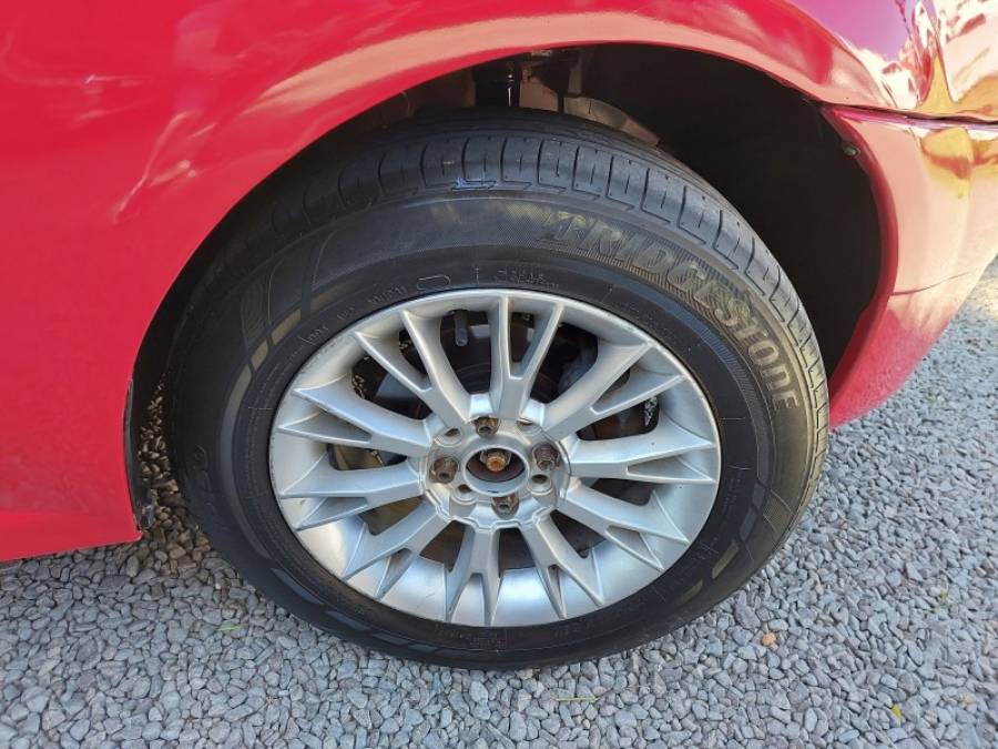 RENAULT - LOGAN - 2008/2008 - Vermelha - R$ 24.900,00