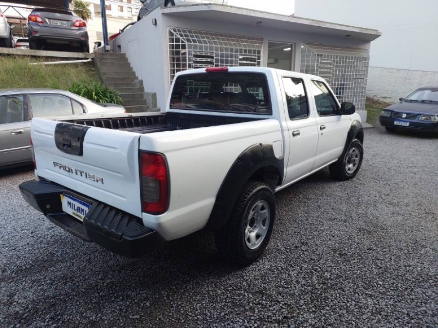 NISSAN - FRONTIER - 2005/2005 - Branca - R$ 51.900,00