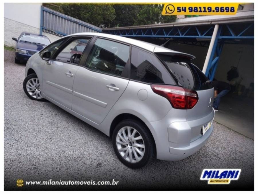 CITROËN - C4 PICASSO - 2010/2011 - Prata - R$ 31.900,00