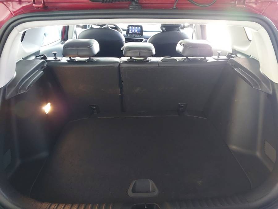 CHEVROLET - TRACKER - 2022/2023 - Vermelha - R$ 116.900,00