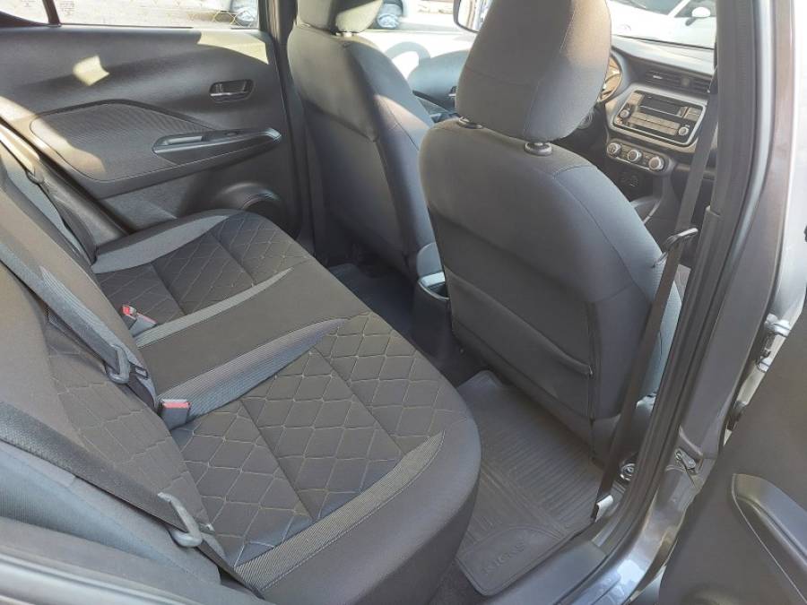 NISSAN - KICKS - 2018/2019 - Cinza - R$ 84.900,00