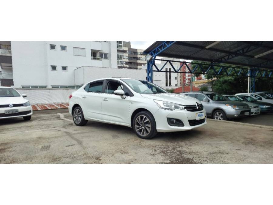 CITROËN - C4 LOUNGE - 2016/2017 - Branca - R$ 64.900,00