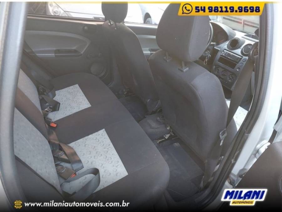 FORD - FIESTA - 2008/2008 - Prata - R$ 24.900,00