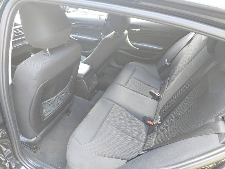 BMW - 118I - 2014/2015 - Preta - R$ 79.900,00