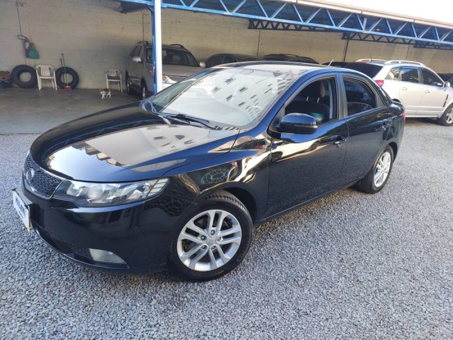 KIA MOTORS - CERATO - 2011/2012 - Preta - R$ 46.500,00