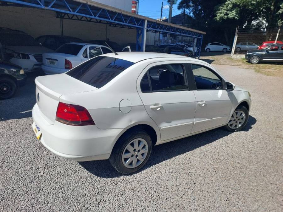 VOLKSWAGEN - VOYAGE - 2012/2013 - Branca - R$ 35.900,00