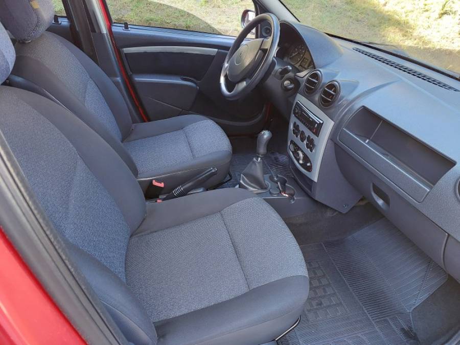 RENAULT - LOGAN - 2008/2008 - Vermelha - R$ 24.900,00