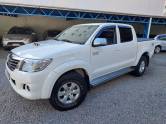 TOYOTA - HILUX - 2013/2014 - Branca - R$ 137.900,00