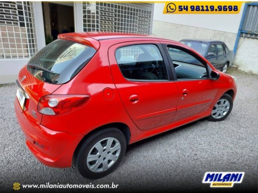 PEUGEOT - 207 - 2013/2014 - Vermelha - R$ 30.900,00