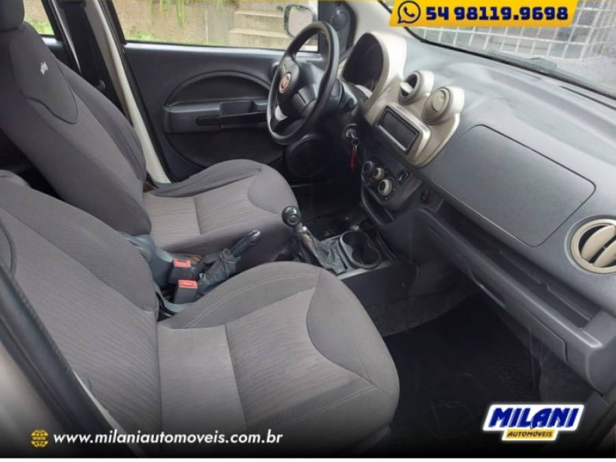 FIAT - UNO - 2012/2012 - Bege - R$ 34.500,00