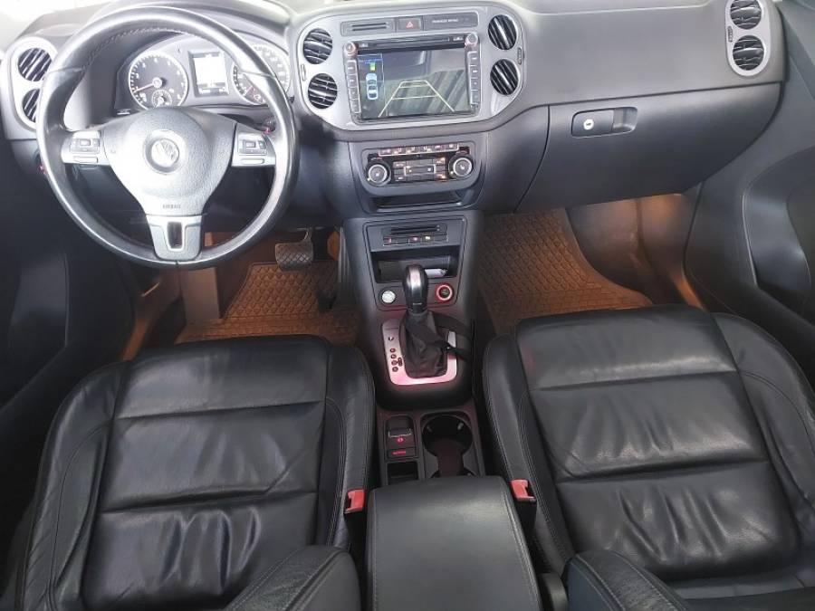 VOLKSWAGEN - TIGUAN - 2013/2014 - Branca - R$ 74.900,00