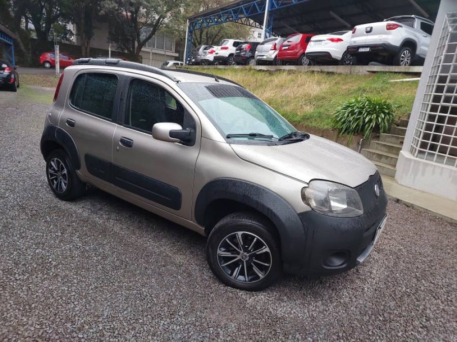 FIAT - UNO - 2012/2012 - Bege - R$ 34.500,00