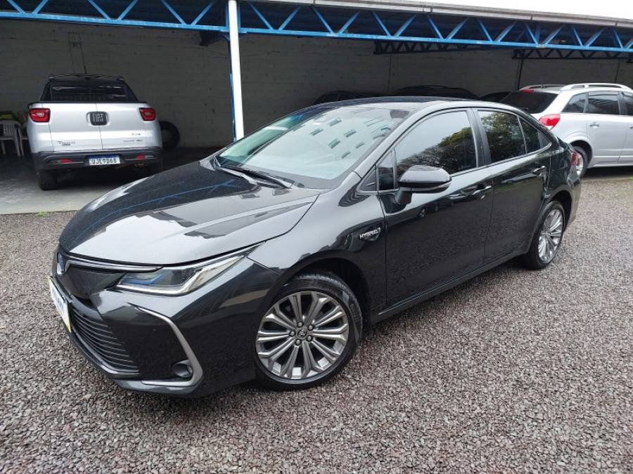 TOYOTA - COROLLA - 2020/2021 - Preta - R$ 129.900,00