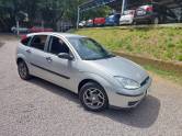 FORD - FOCUS - 2007/2008 - Prata - R$ 27.900,00