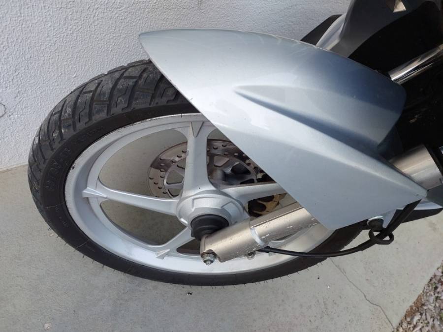 YAMAHA - NEO AT 115 - 2011/2012 - Prata - R$ 7.500,00