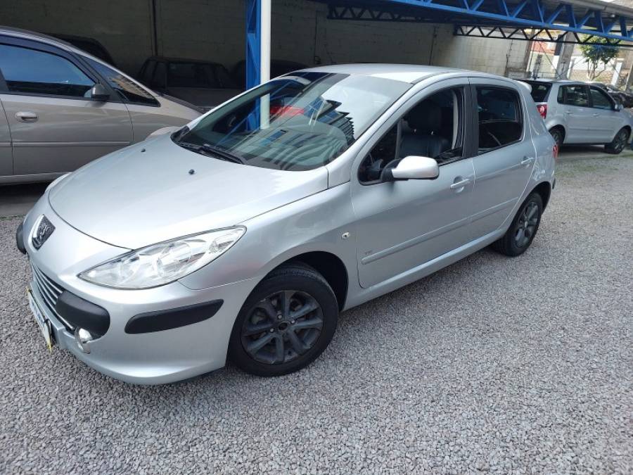 PEUGEOT - 307 - 2010/2011 - Prata - R$ 28.500,00