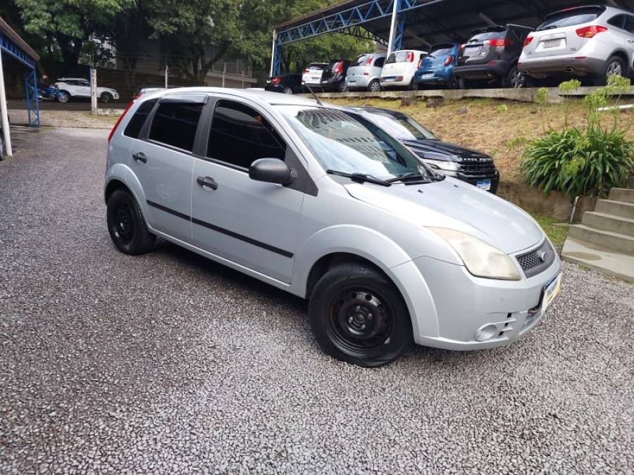 FORD - FIESTA - 2008/2008 - Prata - R$ 26.900,00
