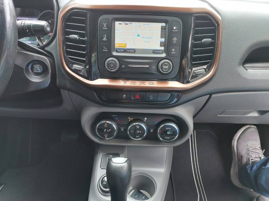 FIAT - TORO - 2018/2019 - Prata - R$ 115.900,00