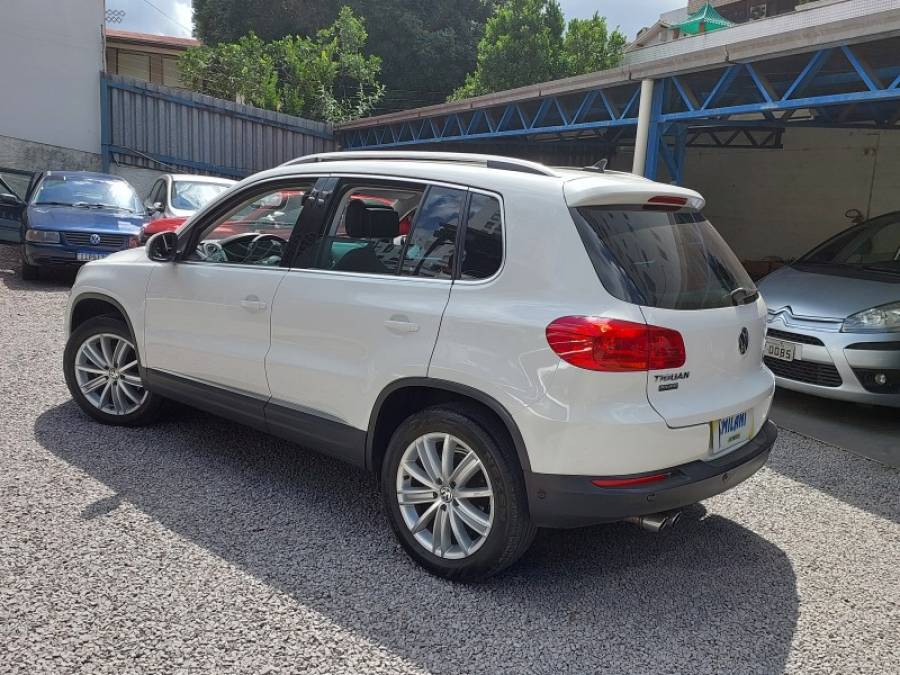 VOLKSWAGEN - TIGUAN - 2013/2014 - Branca - R$ 74.900,00