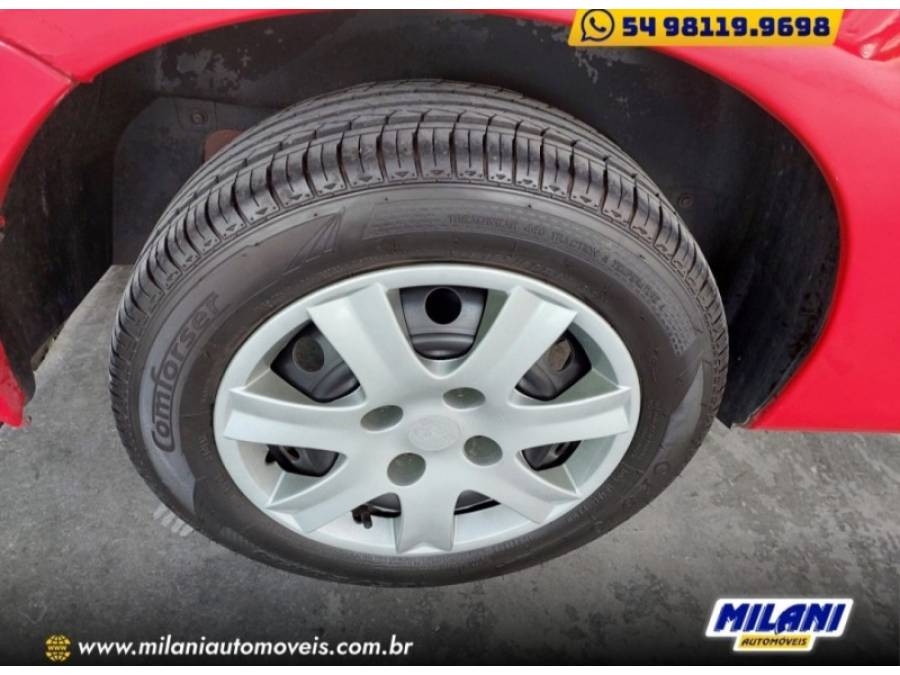 PEUGEOT - 207 - 2013/2014 - Vermelha - R$ 30.900,00