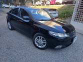 KIA MOTORS - CERATO - 2011/2012 - Preta - R$ 46.500,00