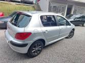 PEUGEOT - 307 - 2010/2011 - Prata - R$ 28.500,00