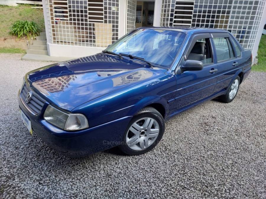 VOLKSWAGEN - SANTANA - 1998/1999 - Azul - R$ 18.500,00