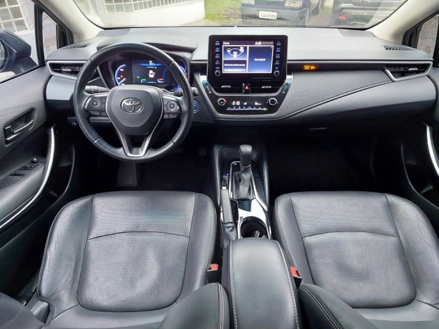 TOYOTA - COROLLA - 2020/2021 - Preta - R$ 129.900,00