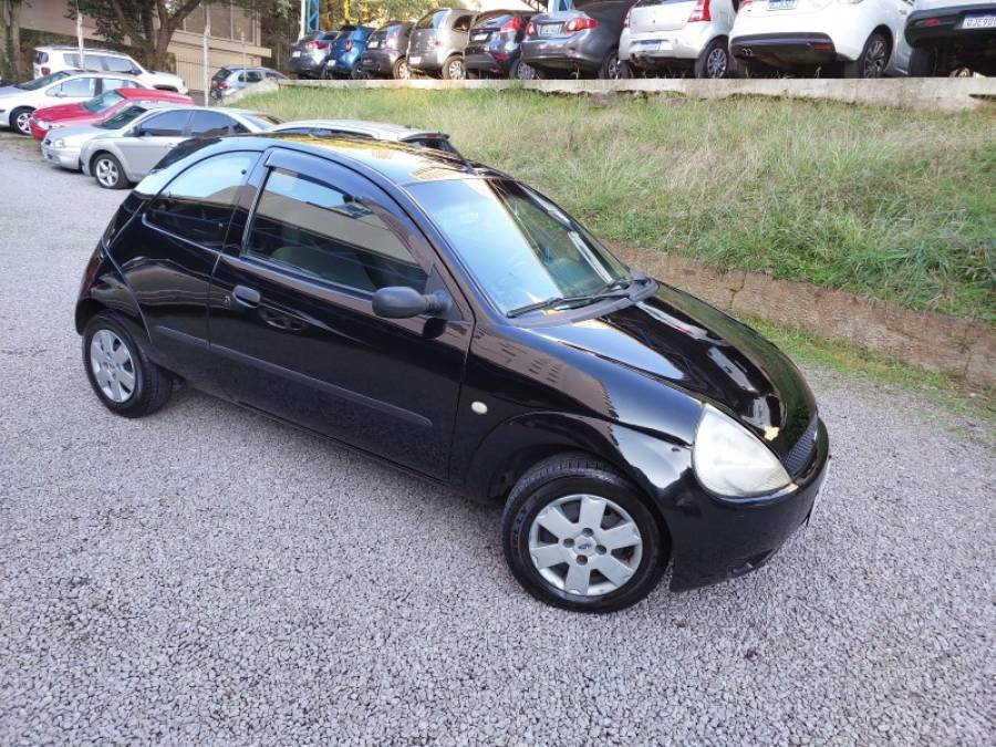 FORD - KA - 2004/2004 - Preta - R$ 15.900,00