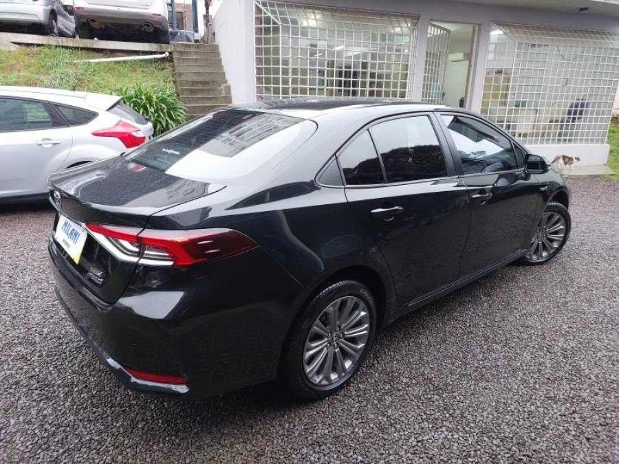 TOYOTA - COROLLA - 2020/2021 - Preta - R$ 129.900,00