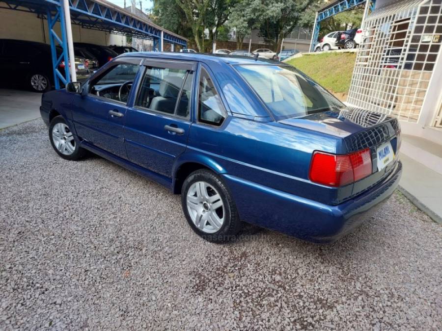 VOLKSWAGEN - SANTANA - 1998/1999 - Azul - R$ 18.500,00