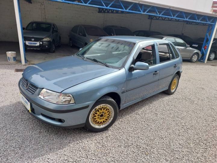 VOLKSWAGEN - GOL - 1999/2000 - Cinza - R$ 13.500,00