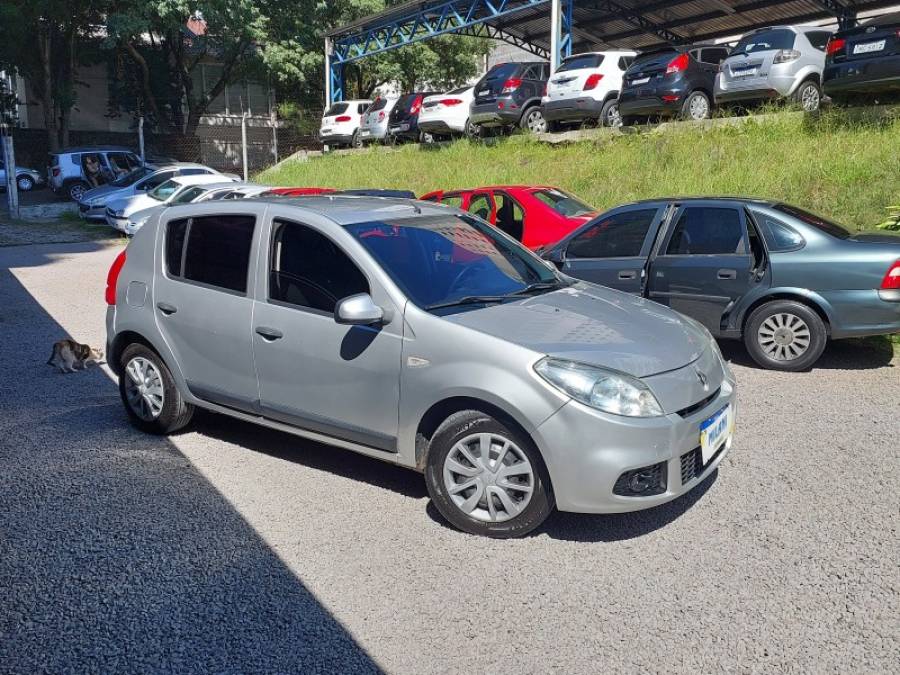 RENAULT - SANDERO - 2012/2012 - Prata - R$ 34.900,00