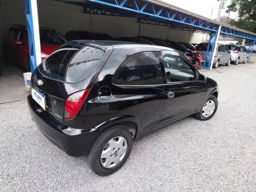 CHEVROLET - CELTA - 2011/2012 - Preta - R$ 23.500,00