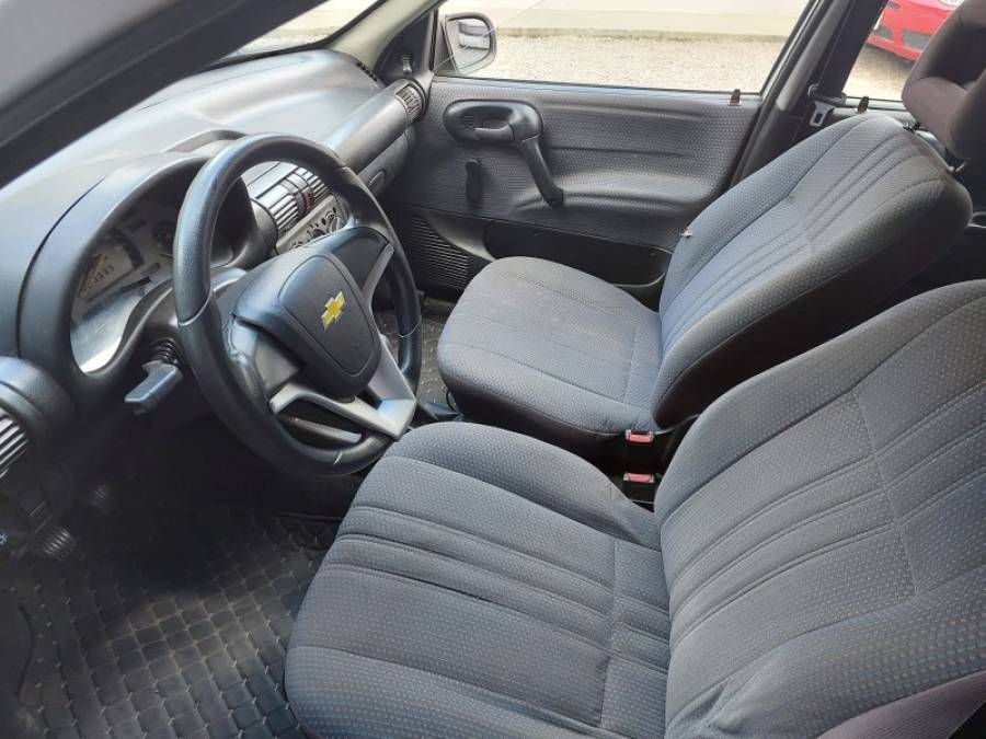 CHEVROLET - CORSA - 1998/1999 - Branca - R$ 14.500,00