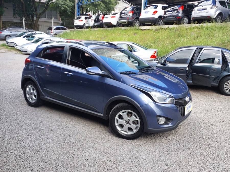 HYUNDAI - HB20X - 2015/2015 - Azul - R$ 55.900,00