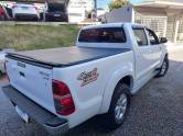 TOYOTA - HILUX - 2013/2014 - Branca - R$ 137.900,00