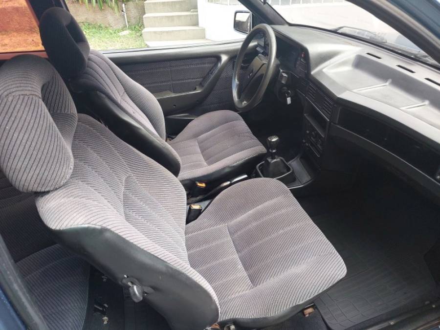 CHEVROLET - KADETT - 1991/1992 - Azul - R$ 13.900,00