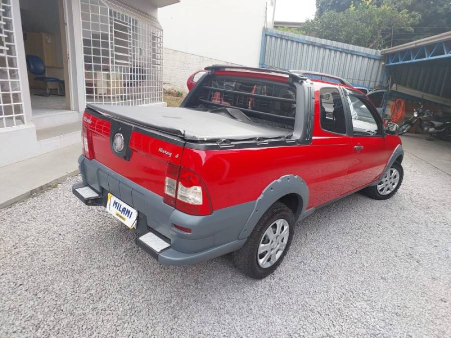 FIAT - STRADA - 2012/2012 - Vermelha - R$ 54.900,00