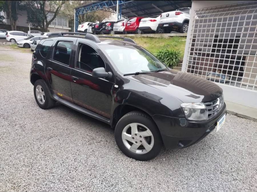 RENAULT - DUSTER - 2014/2015 - Preta - R$ 55.900,00