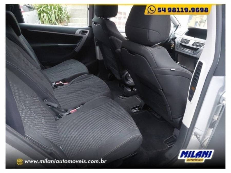 CITROËN - C4 PICASSO - 2010/2011 - Prata - R$ 31.900,00