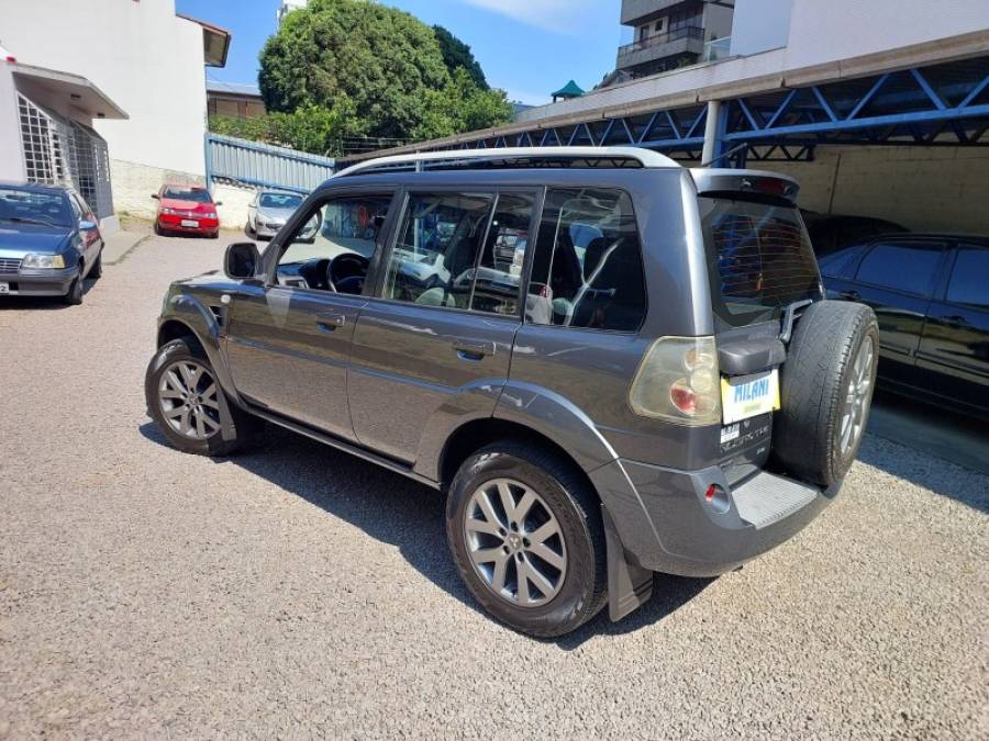 MITSUBISHI - PAJERO TR4 - 2013/2013 - Cinza - R$ 61.900,00