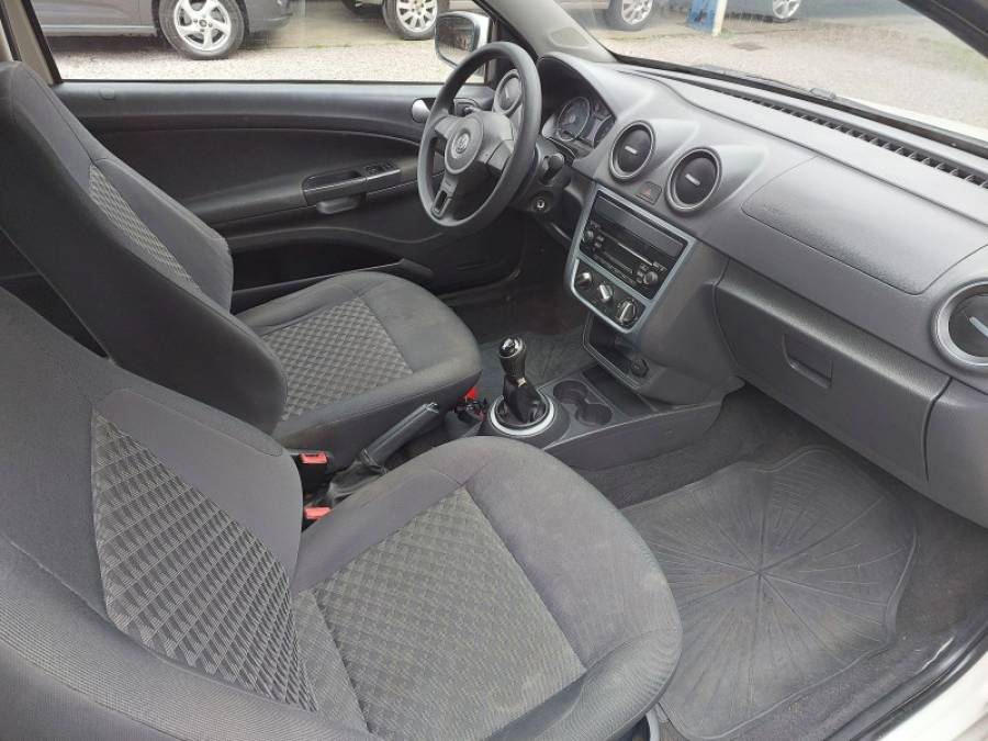 VOLKSWAGEN - GOL - 2014/2015 - Branca - R$ 35.500,00