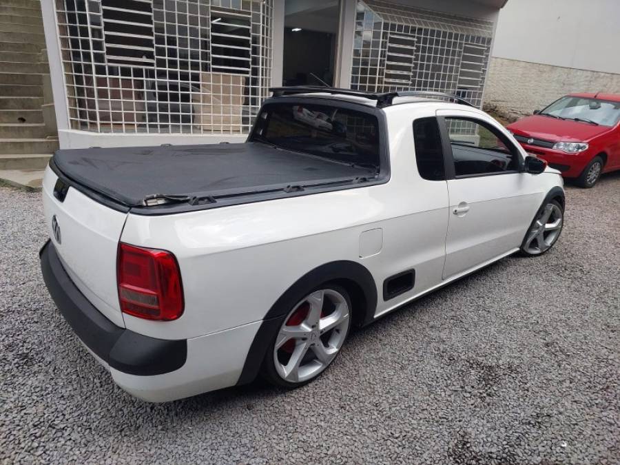 VOLKSWAGEN - SAVEIRO - 2011/2011 - Branca - R$ 44.900,00