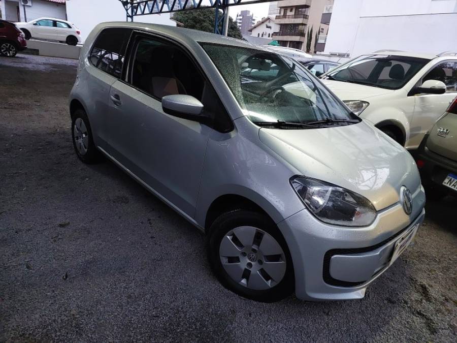 VOLKSWAGEN - UP - 2016/2017 - Prata - R$ 43.900,00